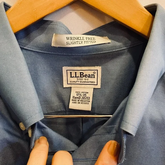NWOT Men’s  LL Bean Wrinkle Free Slightly Fitted Chambray Dress Shirt sz 17.5/35 - Picture 3 of 5